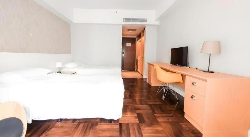 Hotel Caritas Oswald Cheung International House à Hong Kong Extérieur photo