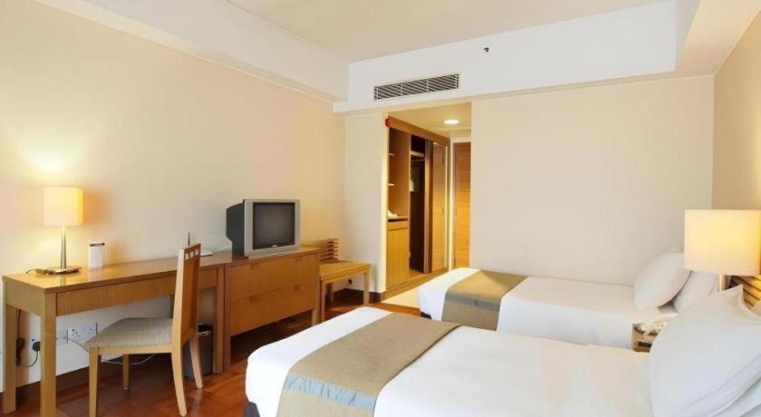 Hotel Caritas Oswald Cheung International House à Hong Kong Extérieur photo